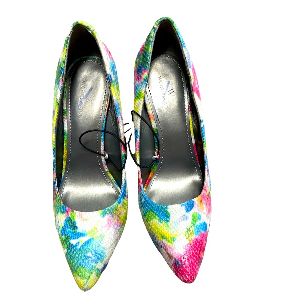 New Worthington heel shoes multi color size 6.5